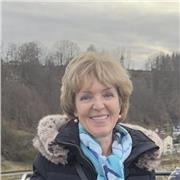 Erfahrene Nachhilfelehrerin mit Cambridge CELTA-Zertifikat